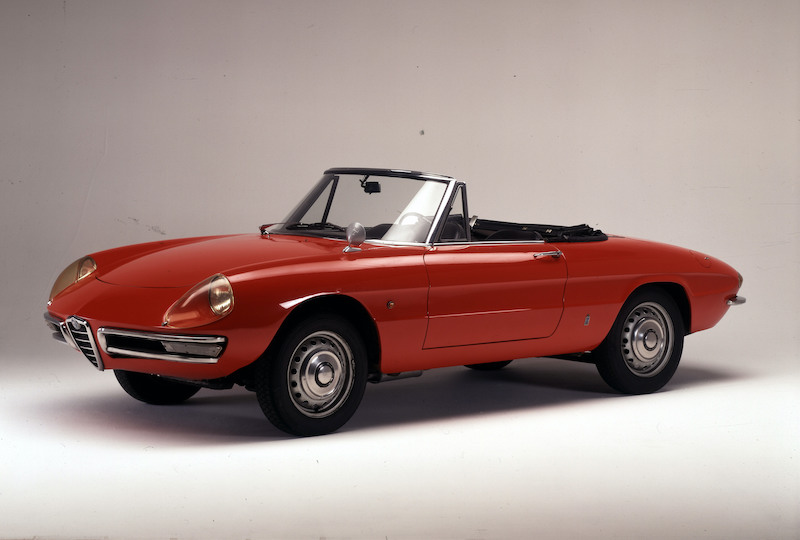 Alfa Romeo si aggiudica due premi ai “Motor Klassik Awards” Alfa Romeo si aggiudica due premi ai “Motor Klassik Awards”