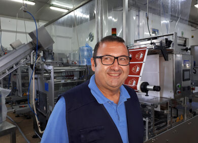 Ristoranti chiusi, cala il consumo di mozzarella e crolla il prezzo del latte.