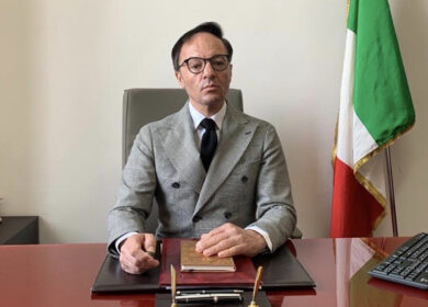 Commercio in rianimazione. Si intervenga subito, basta burocrazia o è la fine