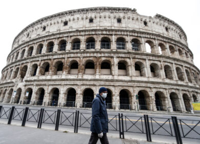 Coronavirus, a Roma impennata di casi. I positivi nel Lazio arrivano a 2295