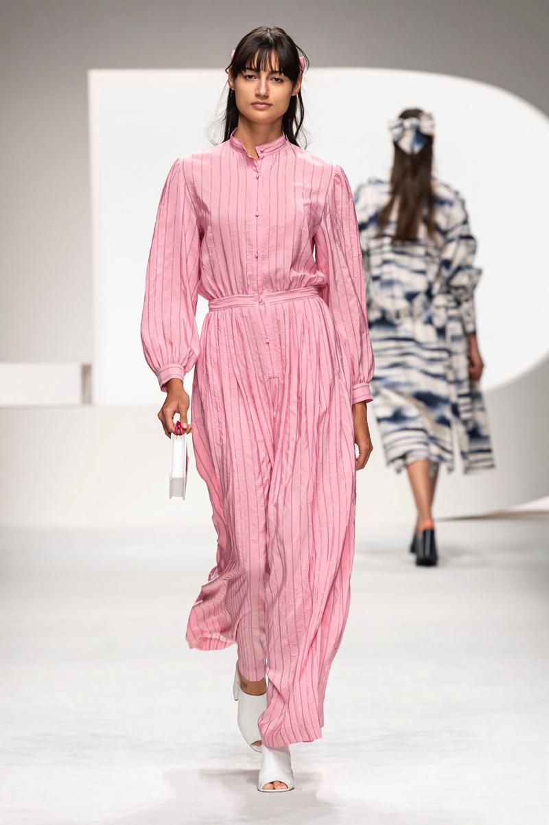Moda, l’estate 2020 di Laura Biagiotti per ripartire Moda, l’estate 2020 di Laura Biagiotti per ripartire