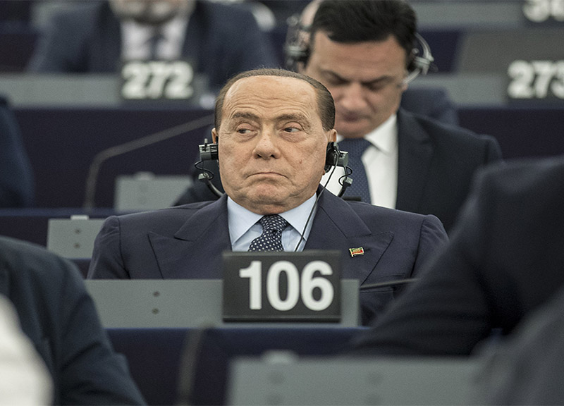 Coronavirus,Berlusconi: “Gli aiuti del governo non bastano.Draghi? Aiuterebbe” Coronavirus,Berlusconi: “Gli aiuti del governo non bastano.Draghi? Aiuterebbe”