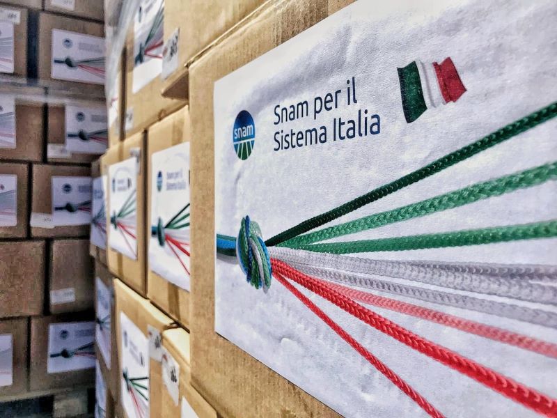 Coronavirus, Alverà: “Snam, arrivati 250 ventilatori e 600mila mascherine” Coronavirus, Alverà: “Snam, arrivati 250 ventilatori e 600mila mascherine”