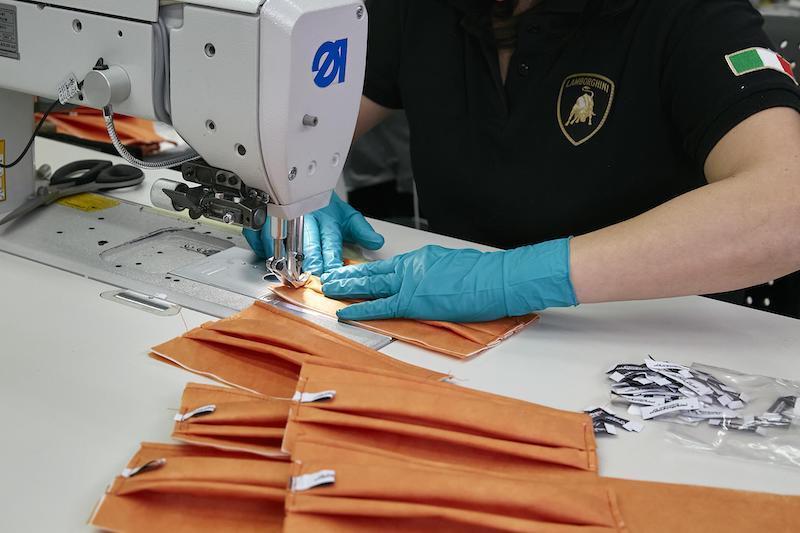 Coronavirus, Lamborghini avvia la produzione di mascherine e visiere mediche Coronavirus, Lamborghini avvia la produzione di mascherine e visiere mediche