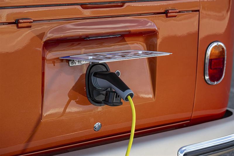 Volkswagen e-Bully, l’icona degli anni 60 diventa elettrico Volkswagen e-Bully, l’icona degli anni 60 diventa elettrico