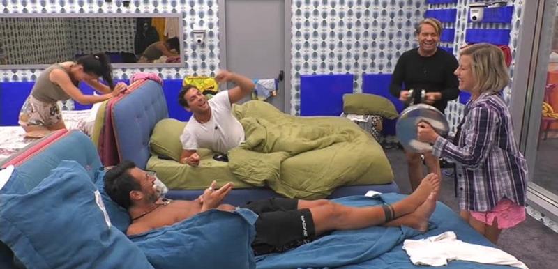 Grande Fratello Vip 2020 3 IN BILICO PER LA FINALE. LO SCHERZO A SOSSIO.. Gf Vip 4 news