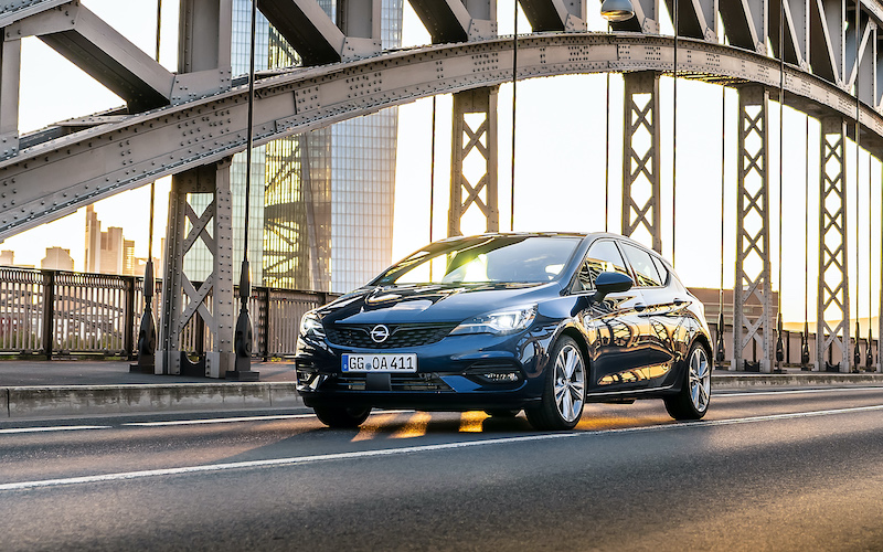 Nuova Opel Astra, leader nella sicurezza Nuova Opel Astra, leader nella sicurezza