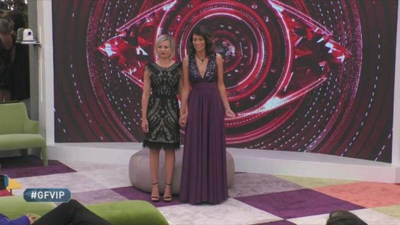 Grande Fratello Vip 2020 Antonella Elia cade e batte la testa: interviene il medico. Gf Vip 4 news