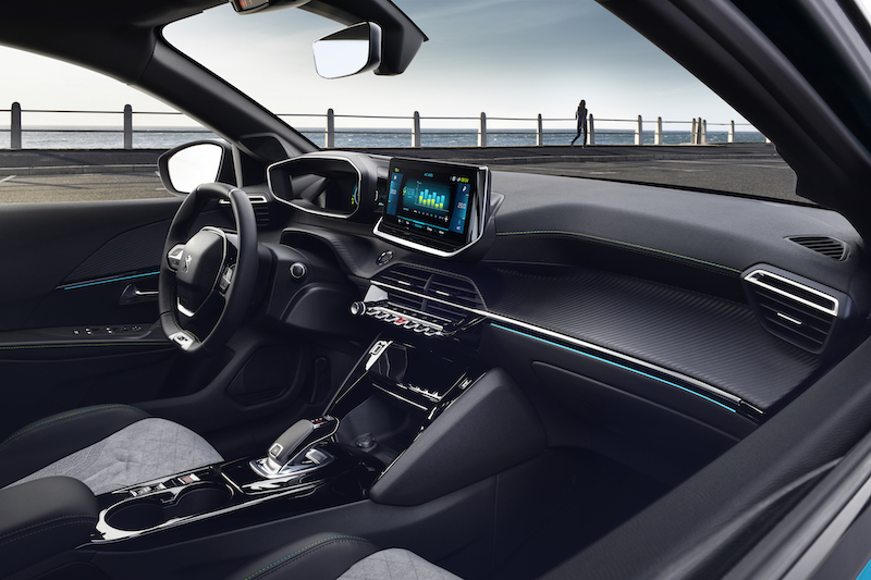 Peugeot i-COCKPIT® 3D: l’evoluzione del concetto di guida Peugeot i-COCKPIT® 3D: l’evoluzione del concetto di guida