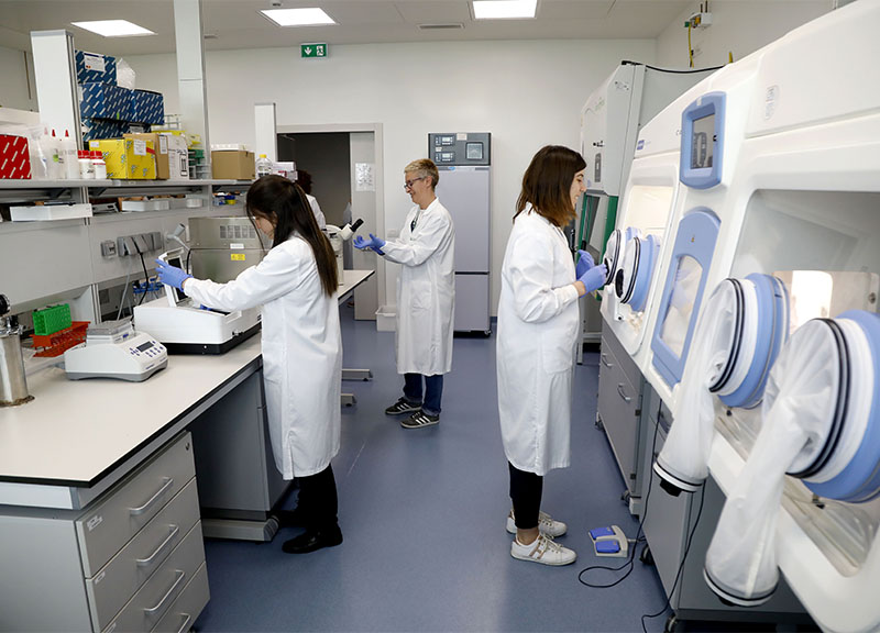 Coronavirus, Clorochina prodotta anche in Italia, ma i test mettono in guardia Coronavirus, Clorochina prodotta anche in Italia, ma i test mettono in guardia