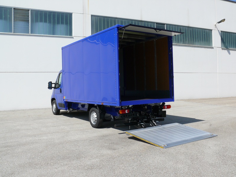 PEUGEOT BOXER BlueHDi 140 disponibile con furgonature Onnicar PEUGEOT BOXER BlueHDi 140 disponibile con furgonature Onnicar