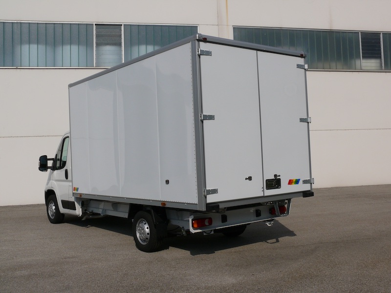 PEUGEOT BOXER BlueHDi 140 disponibile con furgonature Onnicar PEUGEOT BOXER BlueHDi 140 disponibile con furgonature Onnicar