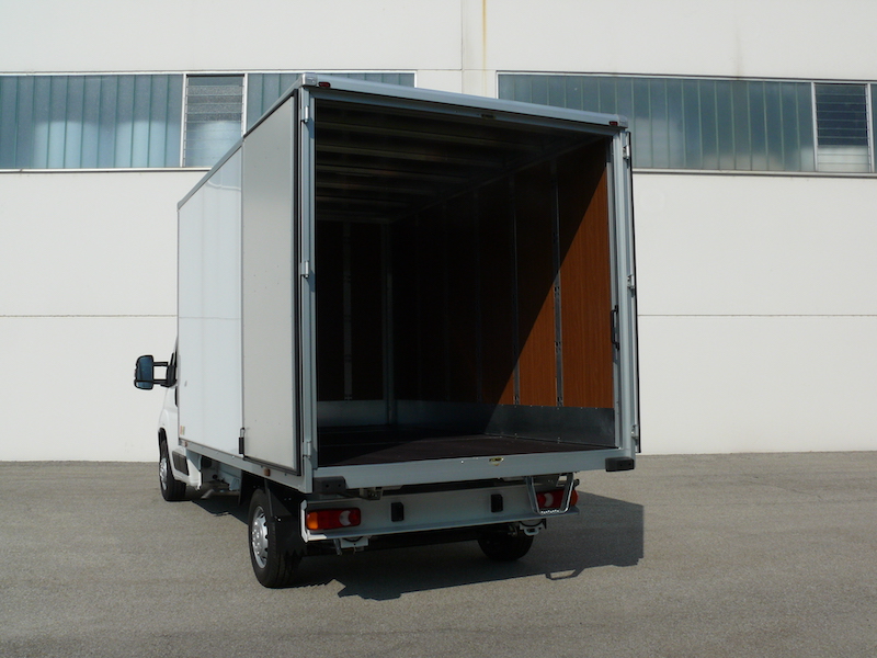 PEUGEOT BOXER BlueHDi 140 disponibile con furgonature Onnicar PEUGEOT BOXER BlueHDi 140 disponibile con furgonature Onnicar