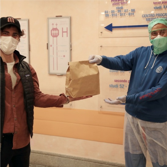 Il pranzo di Pasqua è solidale all’Ospedale Sacco di Milano. L’iniziativa Il pranzo di Pasqua è solidale all’Ospedale Sacco di Milano. L’iniziativa