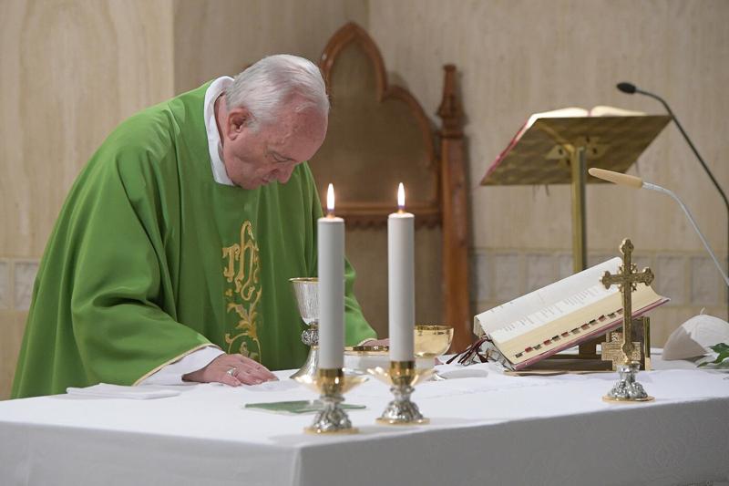 Il Papa e il rito del Venerdì Santo: la Via Crucis arriva dal carcere Il Papa e il rito del Venerdì Santo: la Via Crucis arriva dal carcere