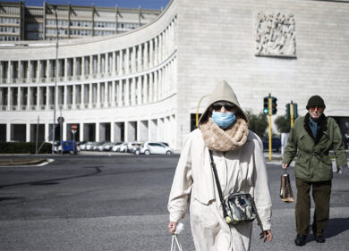 Coronavirus, Senza lockdown almeno 200 mila malati negli ospedali