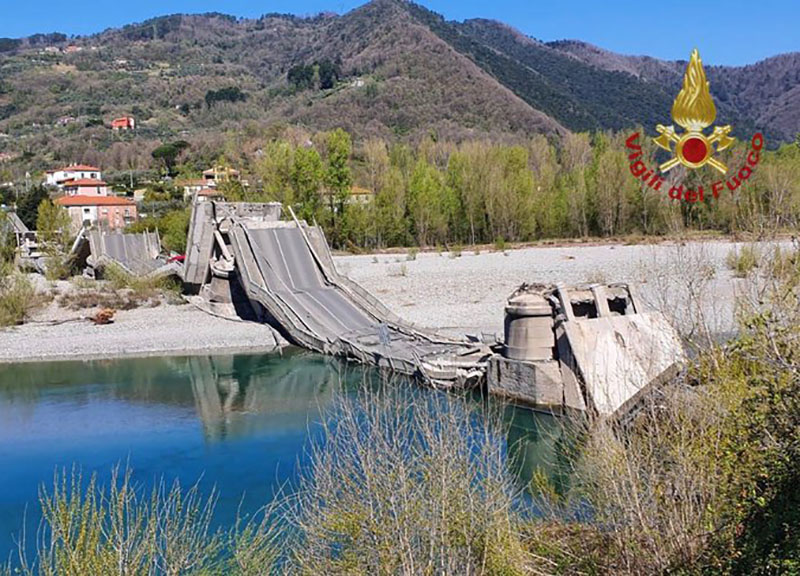 Autostrade, Anas: il crollo del ponte “rivaluta” Atlantia, i dubbi del Governo Autostrade, Anas: il crollo del ponte “rivaluta” Atlantia, i dubbi del Governo