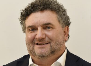 Coronavirus, l’assessore lombardo Mattinzoli: “Investito da due tir”