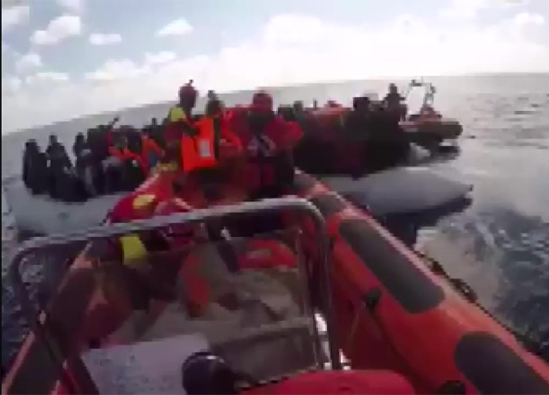 Migranti: sbarcati in 77 a Portopalo (Sr). Il sindaco: “Non abbiamo posto” Migranti: sbarcati in 77 a Portopalo (Sr). Il sindaco: “Non abbiamo posto”