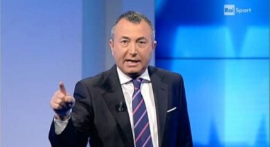 Rai, morto a 58 anni Franco Lauro: il giornalista si è spento per un infarto