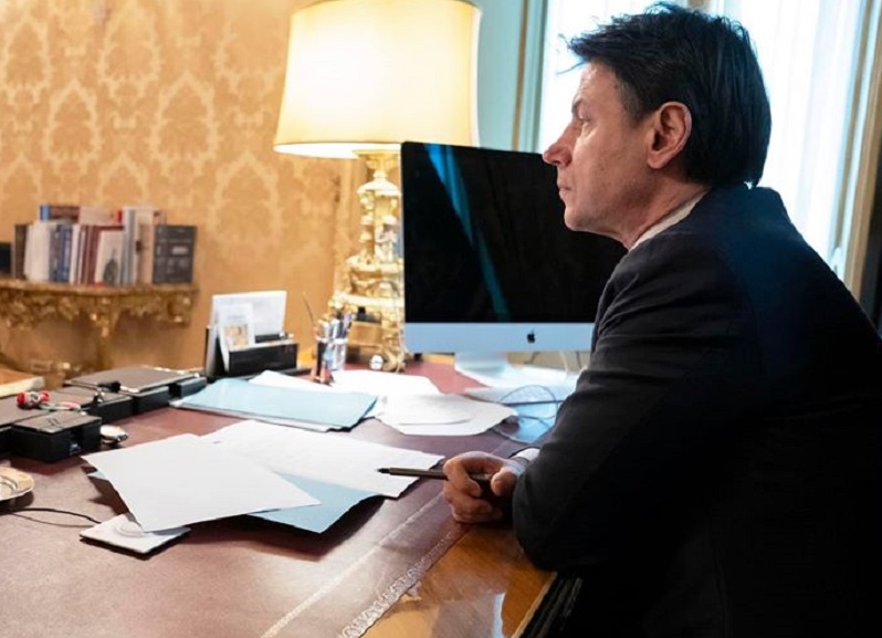 Pandemia, saranno tutti sconfitti. E sparirà un’intera generazione politica Pandemia, saranno tutti sconfitti. E sparirà un’intera generazione politica
