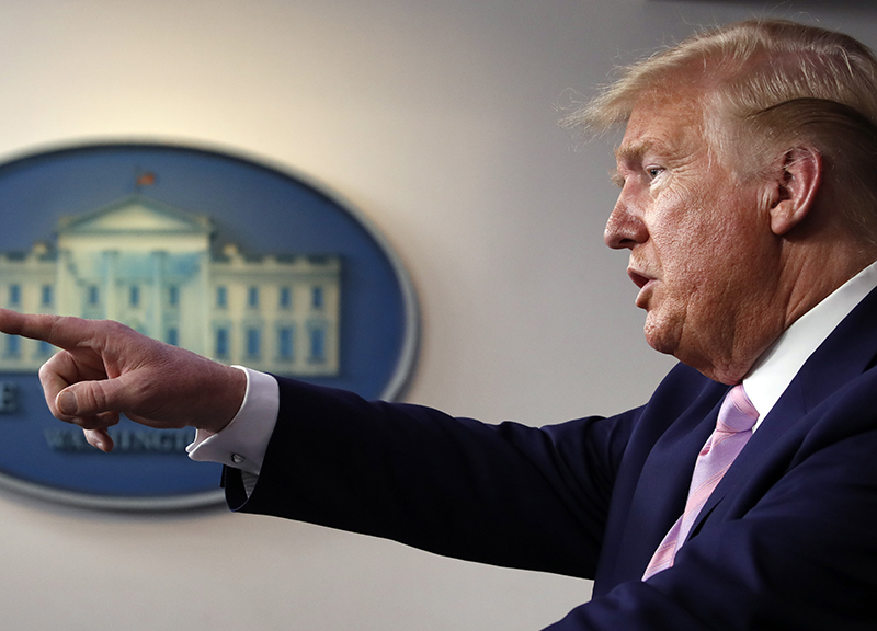 Coronavirus, Trump blocca i fondi all’OMS. “Nascosta la diffusione del virus” Coronavirus, Trump blocca i fondi all’OMS. “Nascosta la diffusione del virus”