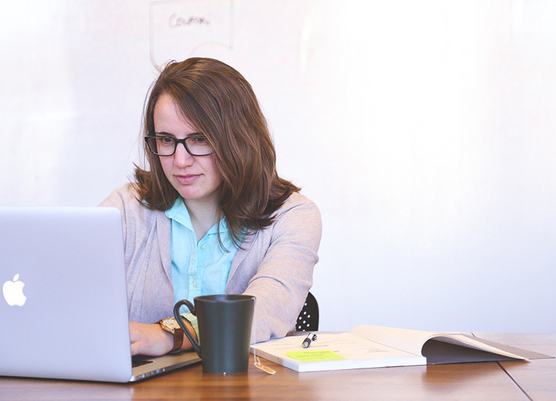 #ripartirefacile/ Facciamo tornare a lavorare le donne #ripartirefacile/ Facciamo tornare a lavorare le donne