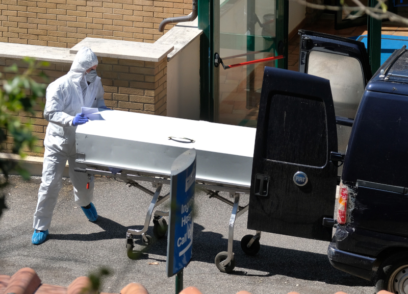 Coronavirus, bomba anziani a Rocca di Papa: direttore della Rsa senza titoli Coronavirus, bomba anziani a Rocca di Papa: direttore della Rsa senza titoli