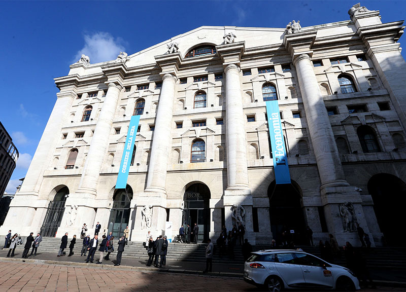 Piazza Affari +0,29%, spread a 231 punti Piazza Affari +0,29%, spread a 231 punti