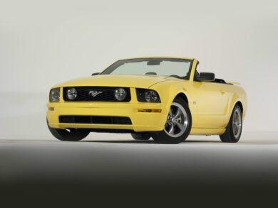 Ford: buon compleanno Mustang