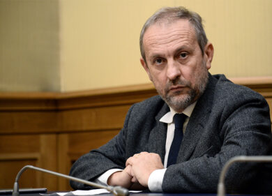 Governo, FI più vicina. Ceccanti (Pd) ad Affari: “Convergenze sì ma parallele”