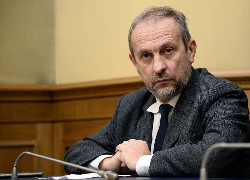 Governo, FI più vicina. Ceccanti (Pd) ad Affari: “Convergenze sì ma parallele” Governo, FI più vicina. Ceccanti (Pd) ad Affari: “Convergenze sì ma parallele”