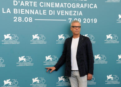 Coronavirus, il grido del mondo dello spettacolo. Ghini: “A noi nessun aiuto”