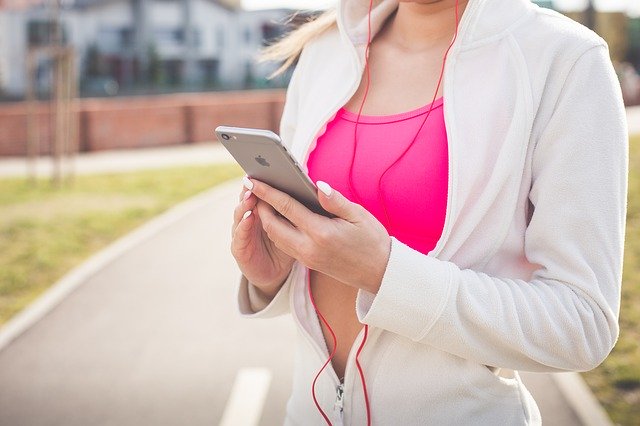 Coronavirus, app Immuni? Inutile se non l’avrà il 70%. Parla il biologo Bucci Coronavirus, app Immuni? Inutile se non l’avrà il 70%. Parla il biologo Bucci