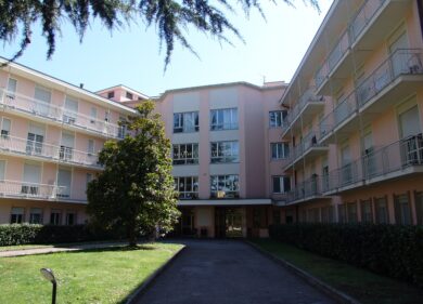 Varese, GdF nella Rsa controllata dal Comune. Il sindaco Pd attaccava Regione