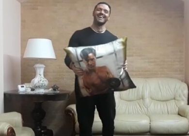 Ginnastica casalinga in un metro quadro: palla a terra. GUARDA IL VIDEO