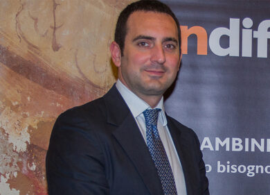 Coronavirus, Spadafora: “Allenamenti riprendono, sui campionati valutiamo”