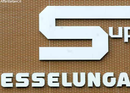 Esselunga, fine da 1,8 miliardi per la Caprotti-Dinasty. Venduto il 30% Esselunga, fine da 1,8 miliardi per la Caprotti-Dinasty. Venduto il 30%