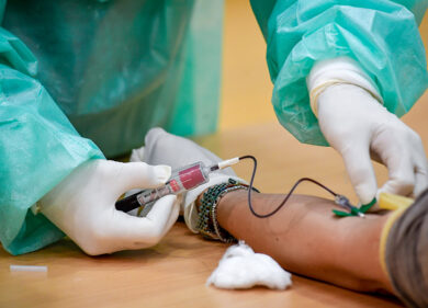 Coronavirus: a Mantova 20 guariti con plasma, si allarga test