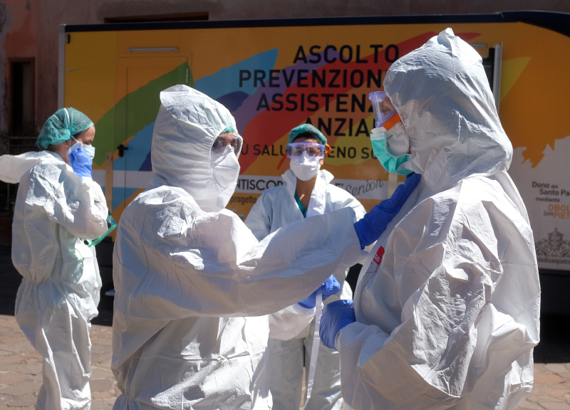 Coronavirus Lazio, più guariti che nuovi positivi. Ancora contagi nelle Rsa Coronavirus Lazio, più guariti che nuovi positivi. Ancora contagi nelle Rsa