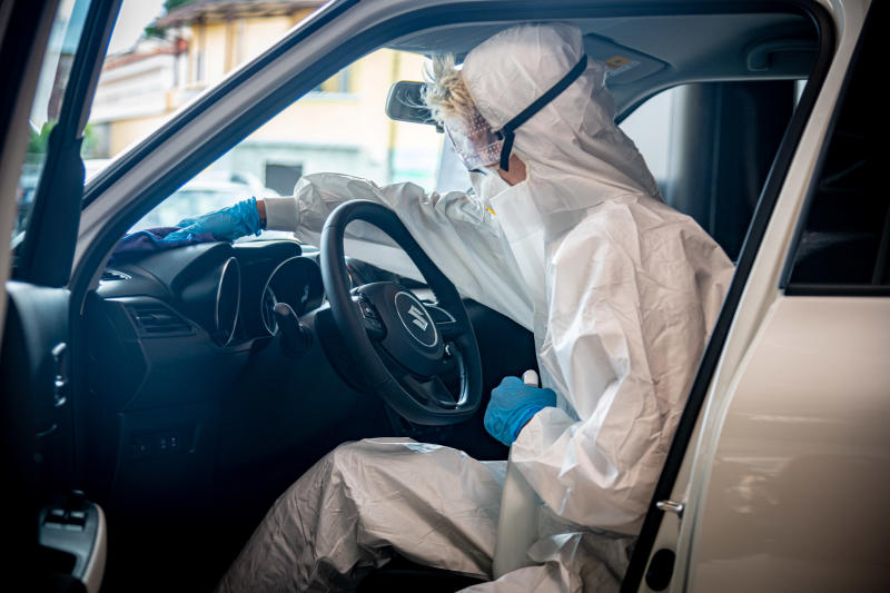 Galleria foto 'Coronavirus, 5 consigli per sanificare la propria auto' - foto 1