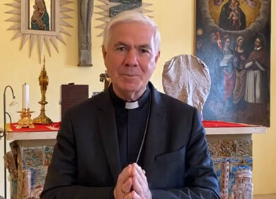 Il Monsignore a Conte: “Pregare è un diritto. O ce lo date o ce lo prendiamo”