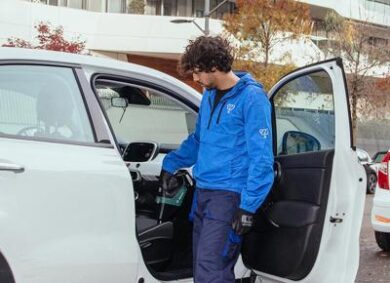 Coronavirus, 5 consigli per sanificare la propria auto