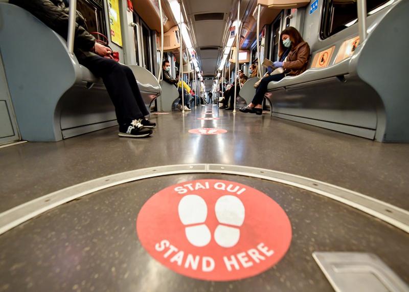 Giana (Atm) e Gibelli (Fnm) al Governo: “Impossibile distanziamento sui mezzi” Giana (Atm) e Gibelli (Fnm) al Governo: “Impossibile distanziamento sui mezzi”