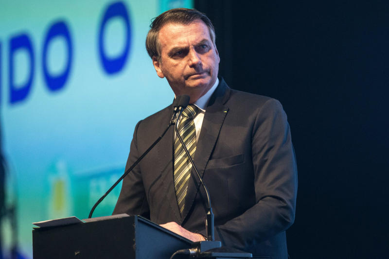 Coronavirus, Brasile supera la Cina in morti. Bolsonaro: “Non faccio miracoli” Coronavirus, Brasile supera la Cina in morti. Bolsonaro: “Non faccio miracoli”