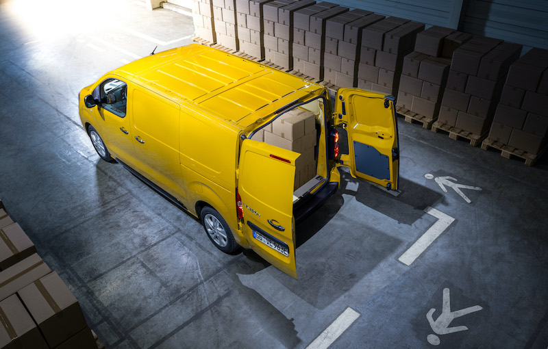 Nuovo Opel Vivaro-e, il primo commerciale completamente elettrico Nuovo Opel Vivaro-e, il primo commerciale completamente elettrico