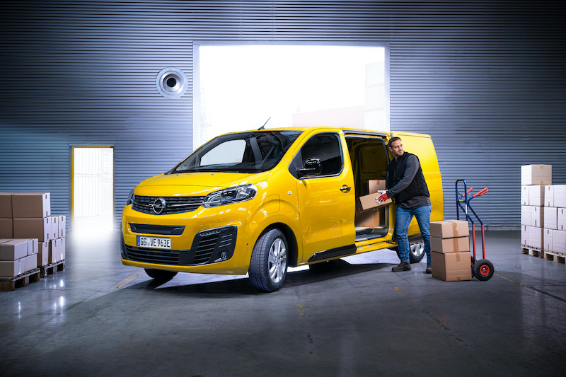 Nuovo Opel Vivaro-e, il primo commerciale completamente elettrico Nuovo Opel Vivaro-e, il primo commerciale completamente elettrico