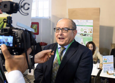 Atia-Iswa. Mascherine monouso, è allarme inquinamento. Ecco come smaltirle