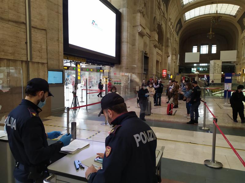 Coronavirus fase 2: controlli della Polizia. In Centrale situazione regolare Coronavirus fase 2: controlli della Polizia. In Centrale situazione regolare