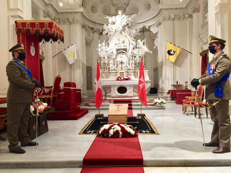 Funerali in diretta streaming del Gran Maestro del Sovrano Ordine di Malta Funerali in diretta streaming del Gran Maestro del Sovrano Ordine di Malta